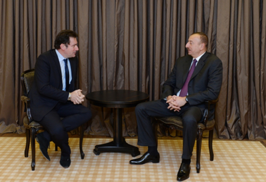 Azerbaijani President meets CEO of Airbus Group International in Davos   VIDEO