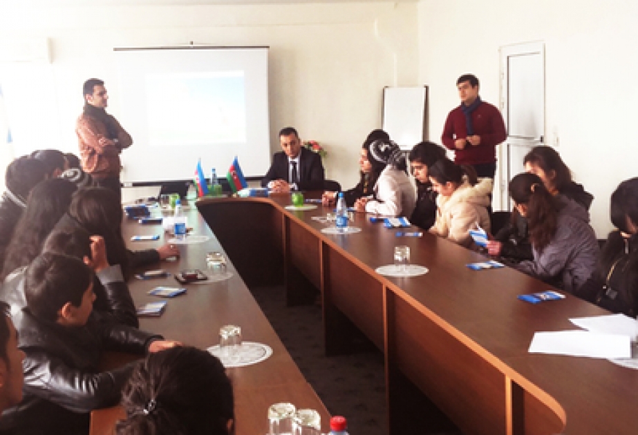 Şəkili gənclər virus hepatitlərinə yoluxmaya qarşı maarifləndirilirlər