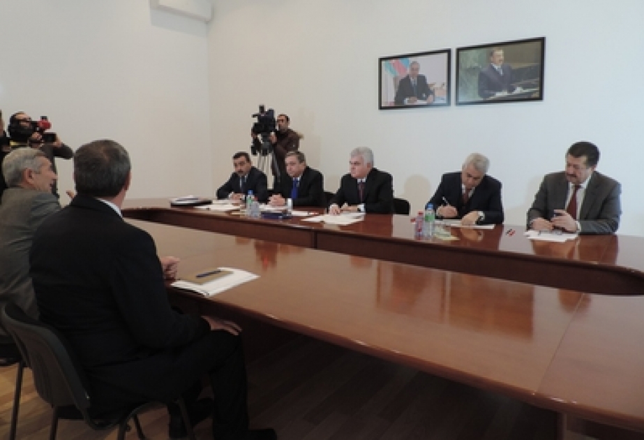 Министр транспорта принял в Шабране граждан северного региона страны