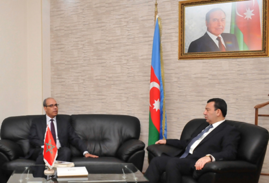 لقاء مع السفير المغربي في جامعة الألسن الأذربيجانية