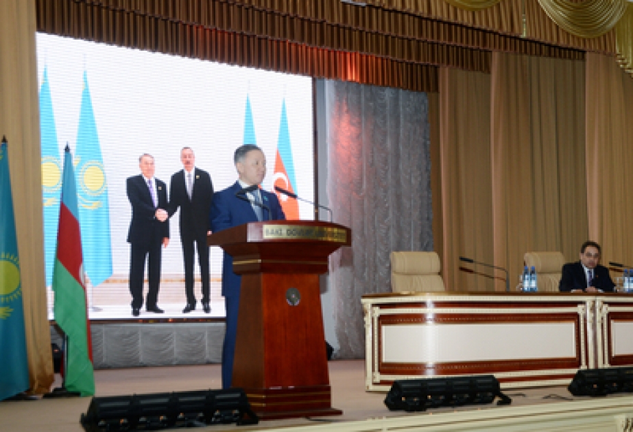 Le président du Majlis kazakh a été à l’Université d’Etat de Bakou