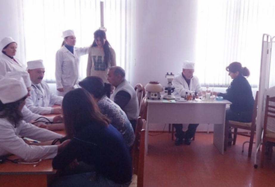 Müxtəlif bölgələrdə məskunlaşan Xocalı sakinlərinin tibbi müayinəsi üçün xüsusi həkim briqadaları yaradılmışdır