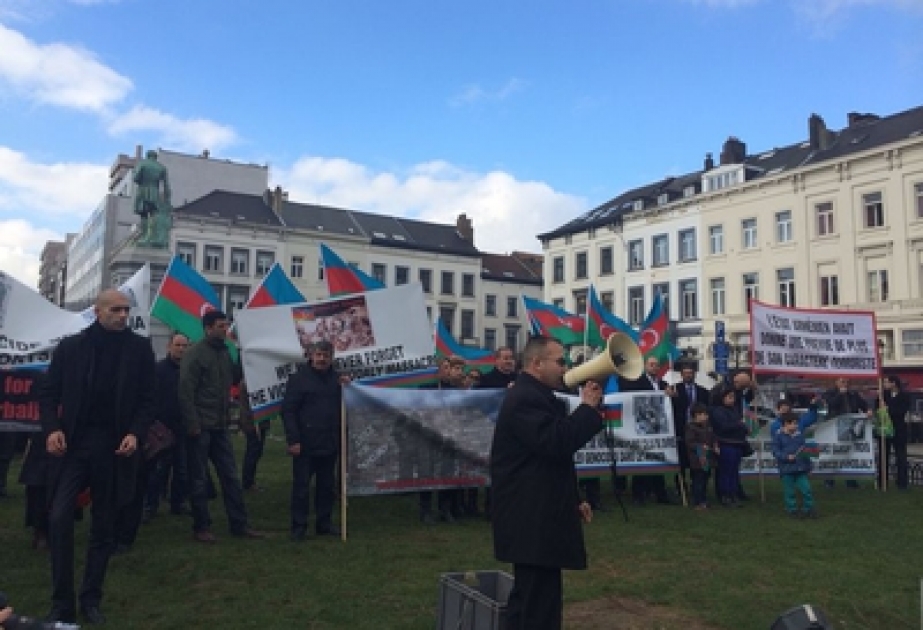Перед Европейским парламентом прошел митинг в связи с 22-й годовщиной Ходжалинской трагедии