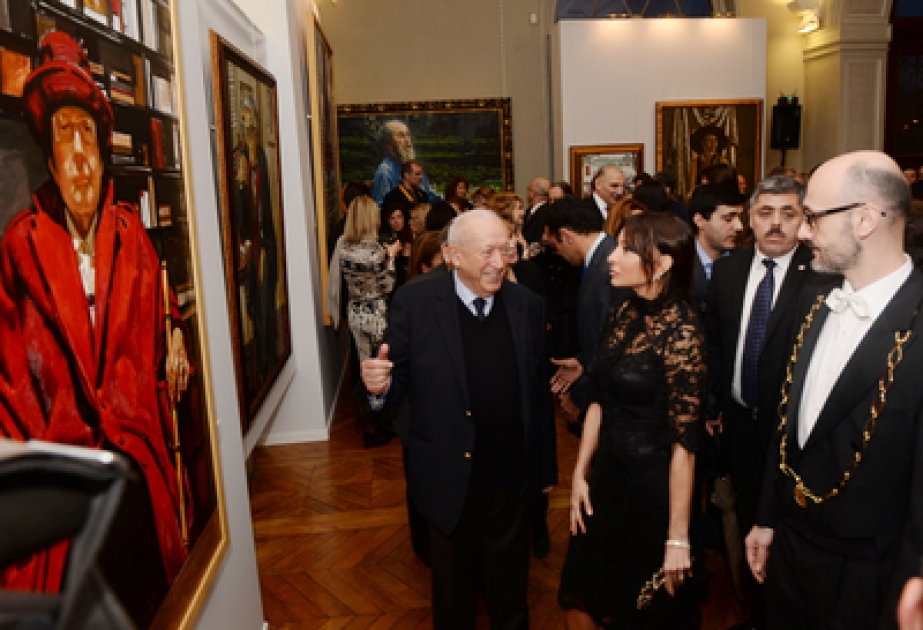 In Paris die Einzelausstellung von namhaftem Künstler Tahir Salahov eröffnet First Lady von Aserbaidschan Mehriban Aliyeva besuchte die Eröffnungsveranstaltung der Ausstellung