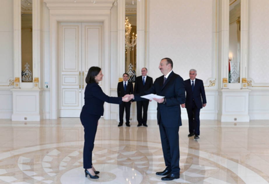 Le président Ilham Aliyev a reçu le nouvel ambassadeur mexicain en Azerbaïdjan VIDEO