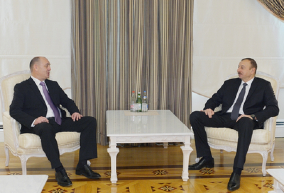 Präsident Ilham Aliyev den serbischen Botschafter in Aserbaidschan zur Beendigung seiner diplomatischen Mission empfangen VIDEO