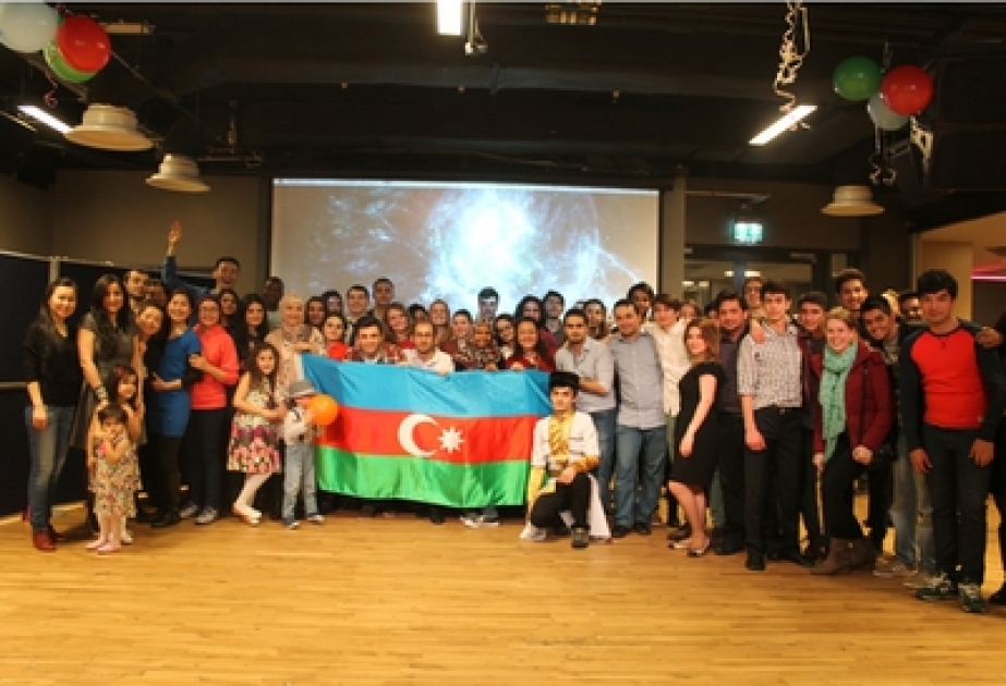 In der britischen Stadt Sheffield eine Veranstaltung zum Novruz Fest stattgefunden