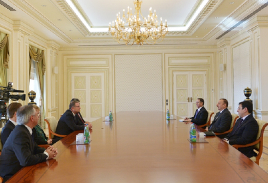 Президент Азербайджана Ильхам Алиев принял делегацию во главе со вторым президентом парламента Австрии ВИДЕО