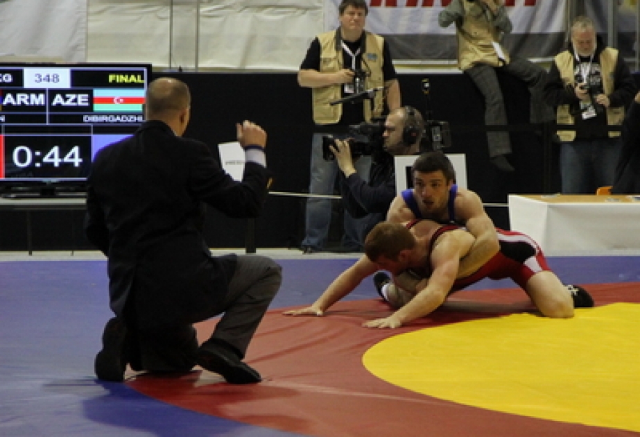 Azerbaijan`s Dibirhajiyev destroys Armenian rival to claim European wrestling crown