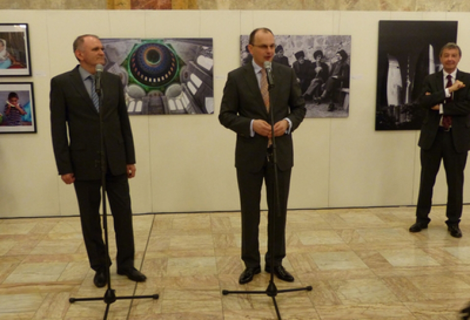 Bratislava : Exposition photographique «L’Azerbaïdjan sous l’objectif» s’est ouverte