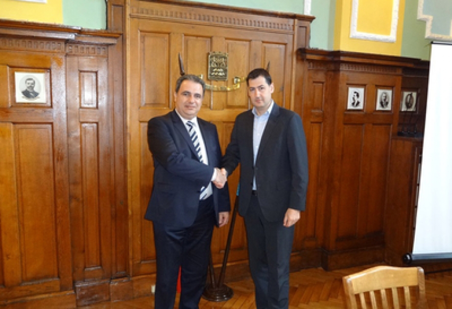 Azerbaijan, Bulgaria discuss ways of developing relations