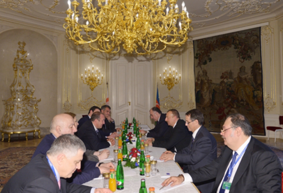 الرئيس إلهام علييف يلتقي الرئيس الجورجي جيورجي مارغفيلاشفيلي في براغ