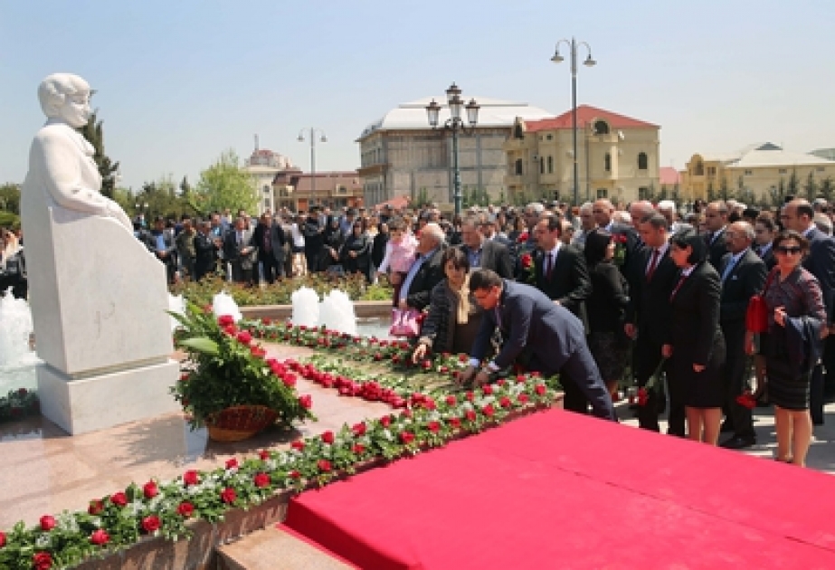 Binəqədi rayonunda akademik Zərifə Əliyevanın anadan olmasının 91-ci ildönümü münasibətilə tədbir keçirilmişdir
