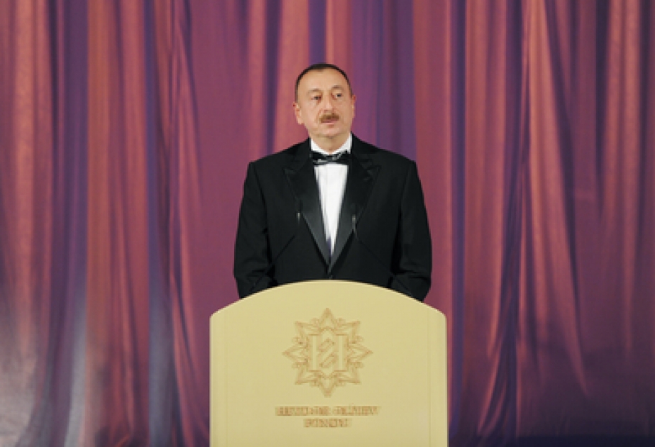 Anläßlich des 91. Geburtstages von Nationalleader Heydar Aliyev und 10-jährigen Bestehens von Heydar Aliyev-Stiftung fand eine feierliche Veranstaltung statt VIDEO