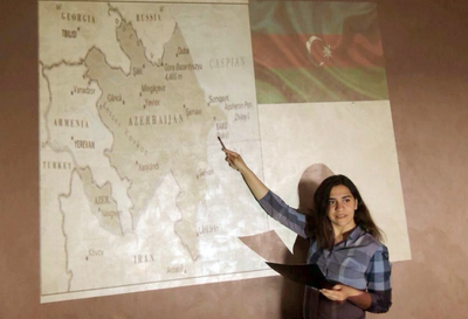 İordaniya Universitetinin azərbaycanlı tələbəsi Ayla Cəfərova Azərbaycan mövzusunda təqdimat keçirmişdir