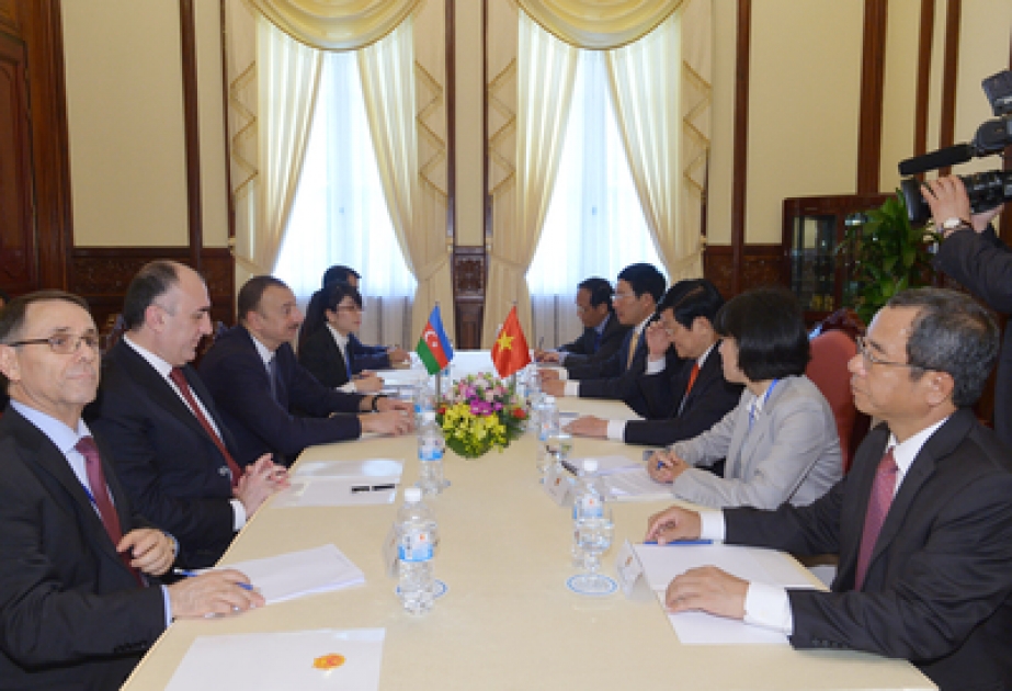 Entretien entre le président azerbaïdjanais Ilham Aliyev et son homologue vietnamien Truong Tan Sang VIDEO