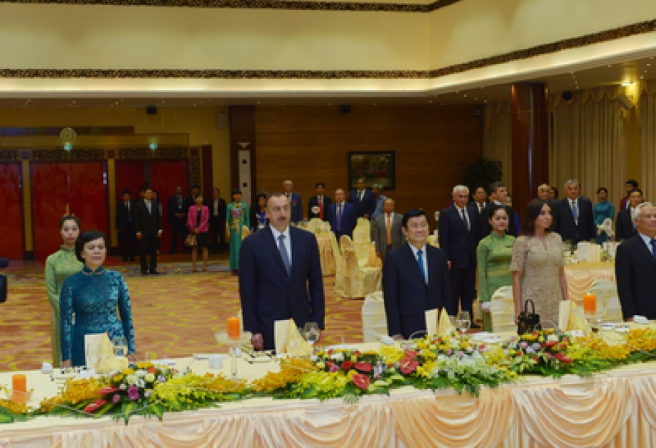 Dinner reception was hosted in honor of President Ilham Aliyev in Vietnam VIDEO