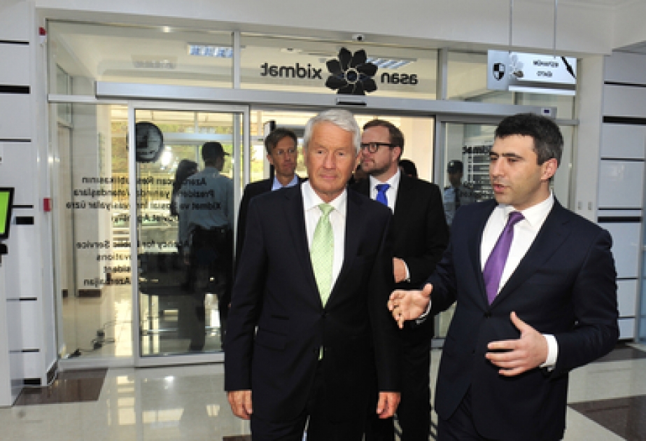 CoE Secretary General visits ASAN Service center in Baku