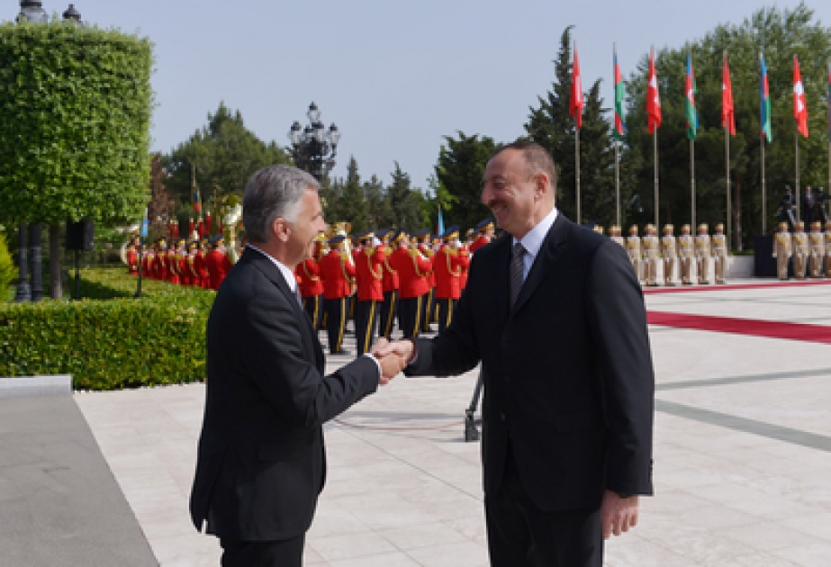 Official welcoming ceremony for President of the Swiss Confederation Didier Burkhalter was held VIDEO