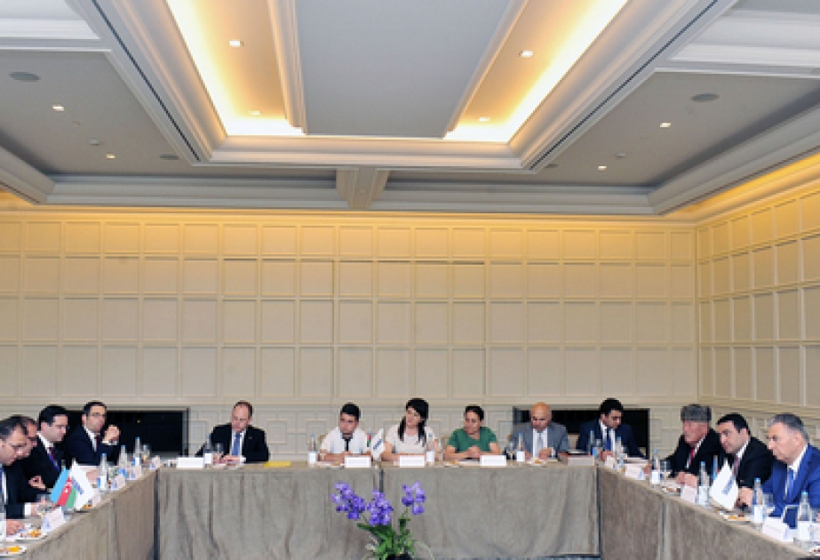 Swiss President meets group of Azerbaijani IDPs