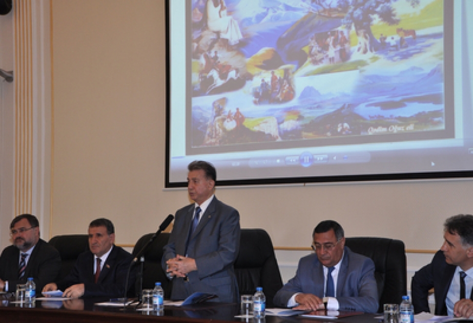 “Beynəlxalq münasibətlərdə Naxçıvan və müasir dövrdə inkişaf prosesləri” mövzusunda Beynəlxalq elmi konfransda bu qədim diyarın tarixindən söhbət açılmışdır