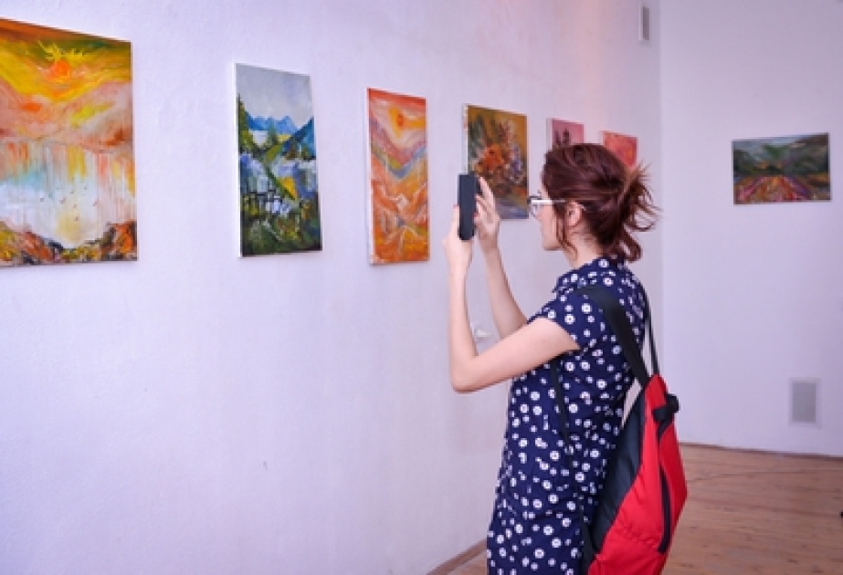 В галерее Art Villa открылась выставка Орхана Ахмедова
