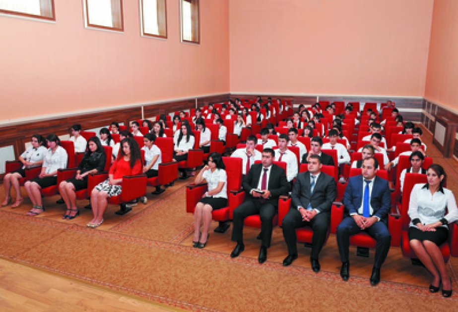 Ulu öndər Heydər Əliyev Azərbaycanın xilaskarı, milli dövlətçiliyimizin qurucusudur