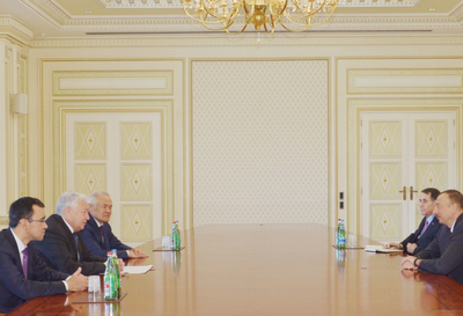 Präsident Ilham Aliyev hat eine Delegation um den Vorsitzenden der kasachischen Versammlung empfangen VIDEO