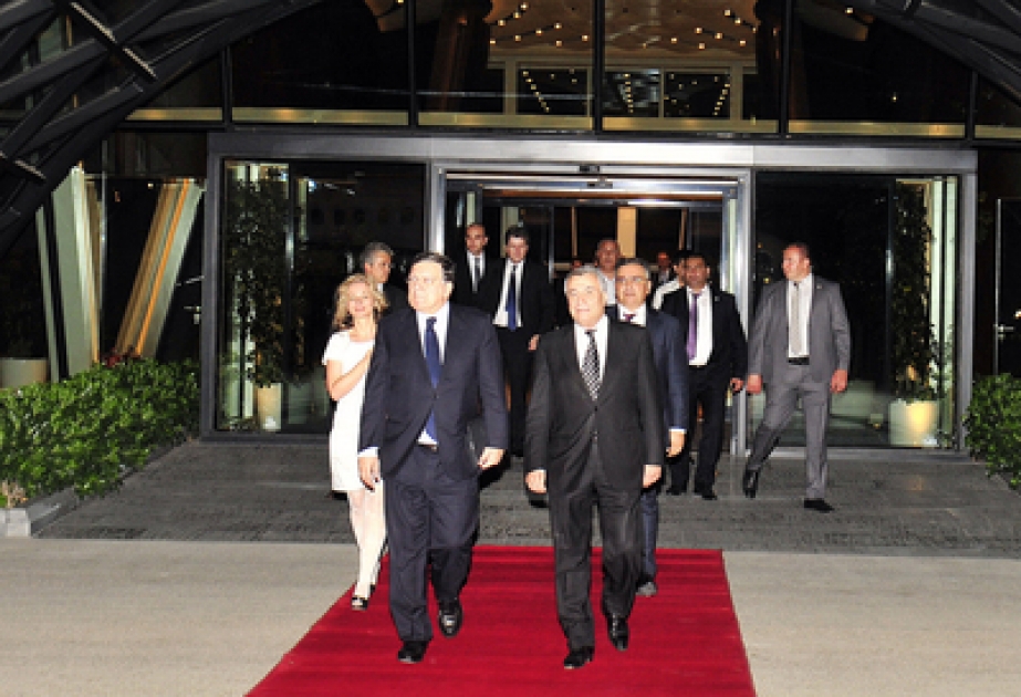 Besuch des Präsidenten der Europäischen Kommission José Manuel Barroso in Aserbaidschan ist zu Ende gegangen