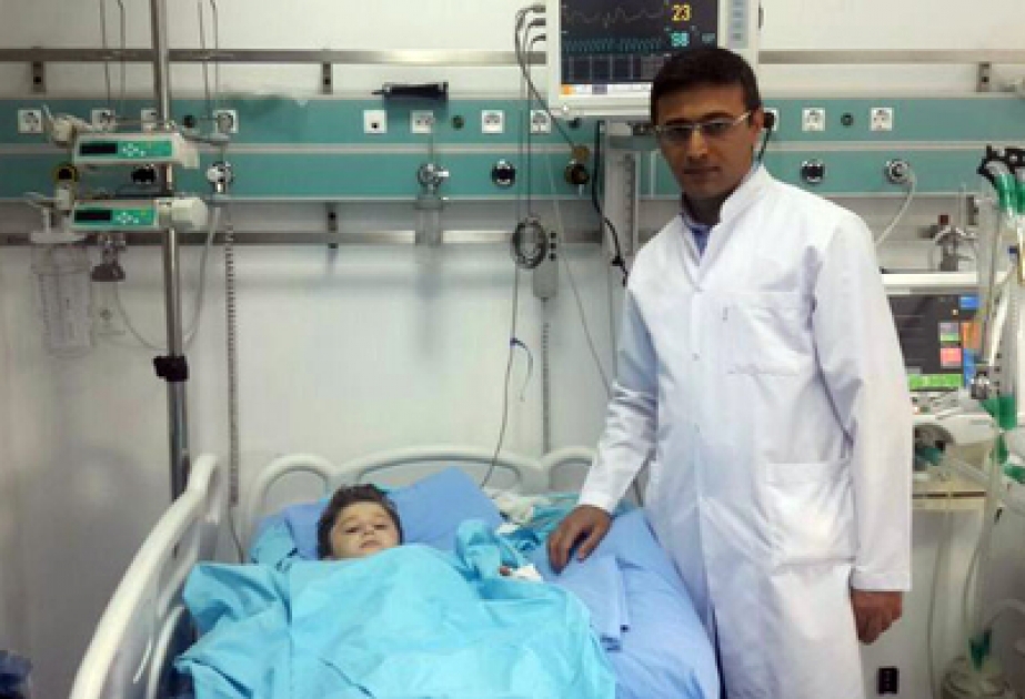 ATU-nun Tədris Cərrahiyyə Klinikasında 6 yaşlı uşağın sınıq qoluna ayaqdan damar köçürülmüşdür