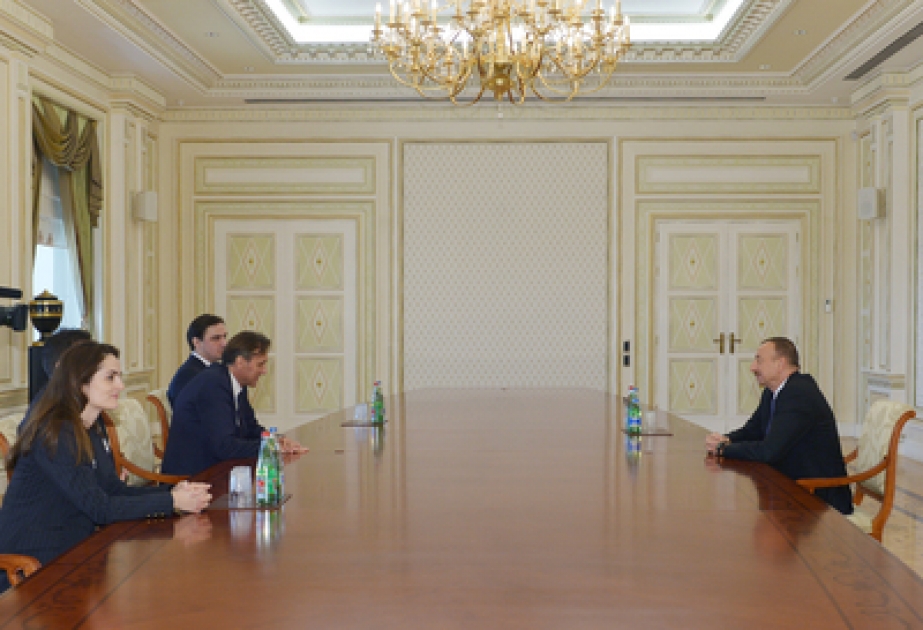 Präsident Ilham Aliyev eine Delegation um den Vorsitzenden des montenegrinischen Parlaments von Ranko Krivokapić empfangen VIDEO