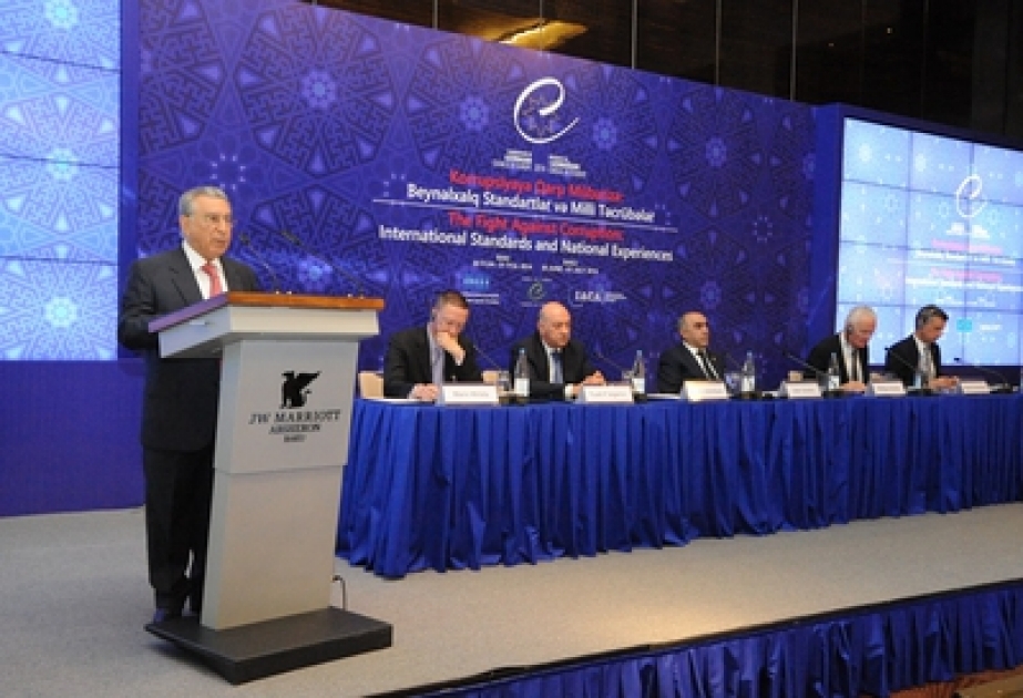 Korrupsiyaya qarşı mübarizə Azərbaycanın dövlət siyasətinin prioritet istiqamətidirBu fikir 35 ölkədən və 13 nüfuzlu beynəlxalq təşkilatdan 130-dan çox nümayəndənin iştirakı ilə Bakıda keçirilən “Korrupsiyaya qarşı mübarizə: beynəlxalq standartlar və milli təcrübələr” mövzusunda yüksək səviyyəli konfransda xüsusi vurğulanmışdır