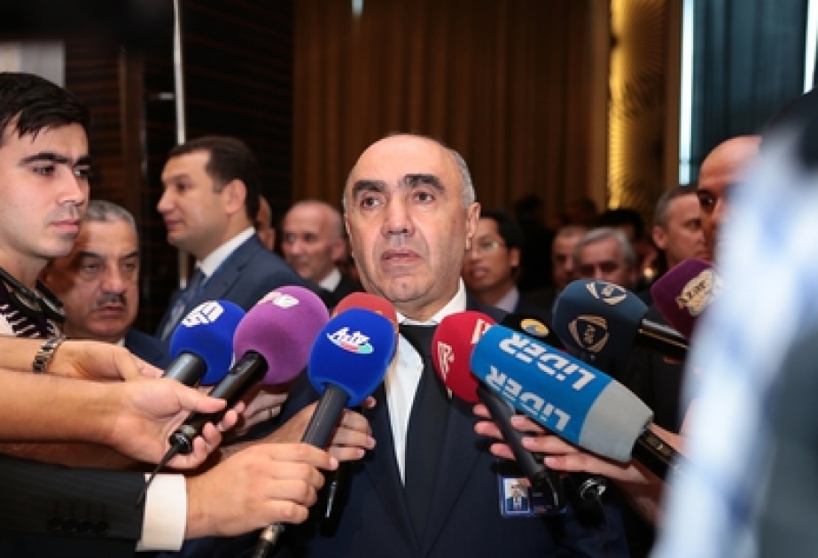 “Korrupsiyaya qarşı mübarizə: Beynəlxalq standartlar və milli təcrübələr” mövzusunda konfransda qarşılıqlı müzakirələr aparılır, digər dövlətlərin təcrübəsi öyrənilir