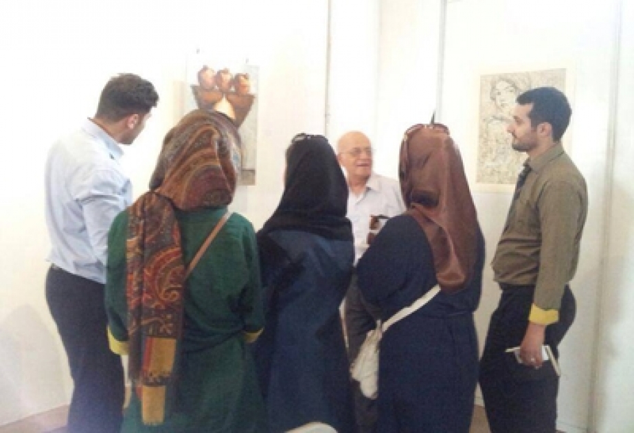 Téhéran: Exposition internationale «Art Collect» au musée de Qasr