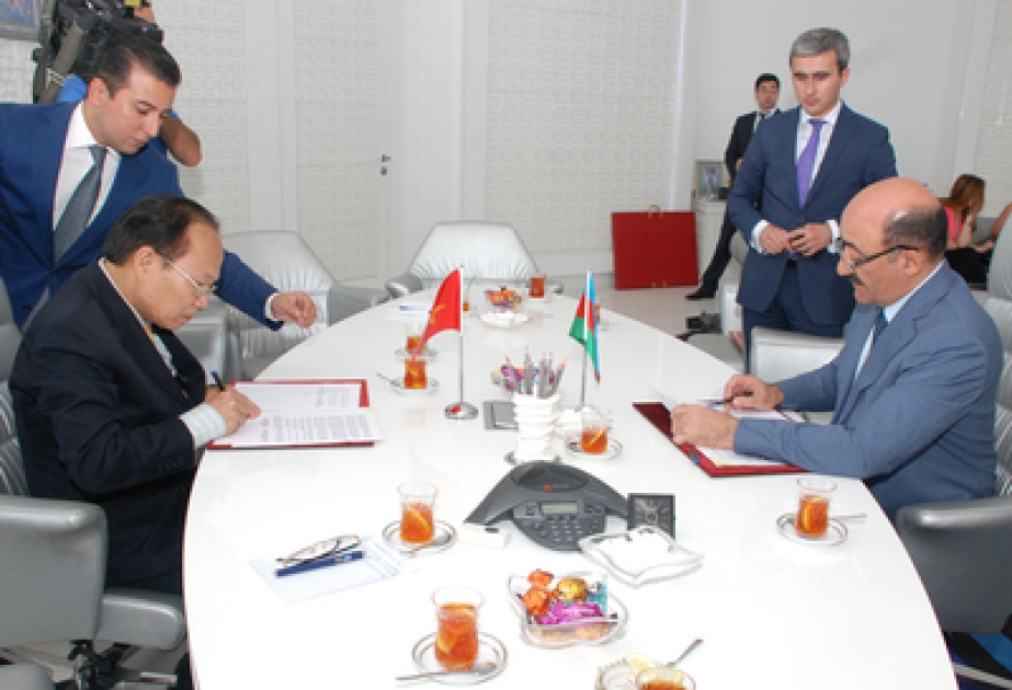 Подписана первая программа сотрудничества между Азербайджаном и Вьетнамом в области культуры