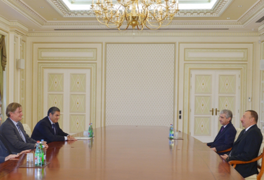 Aserbaidschans Präsident Ilham Aliyev hat den Generalsekretär der Europäischen Volkspartei und Zentristisch Demokratischen Internationale empfangen VİDEO