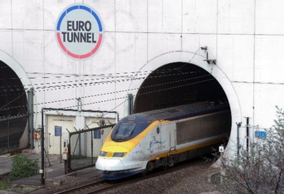 Channel Tunnel breakdown: Eurostar trains cancelled