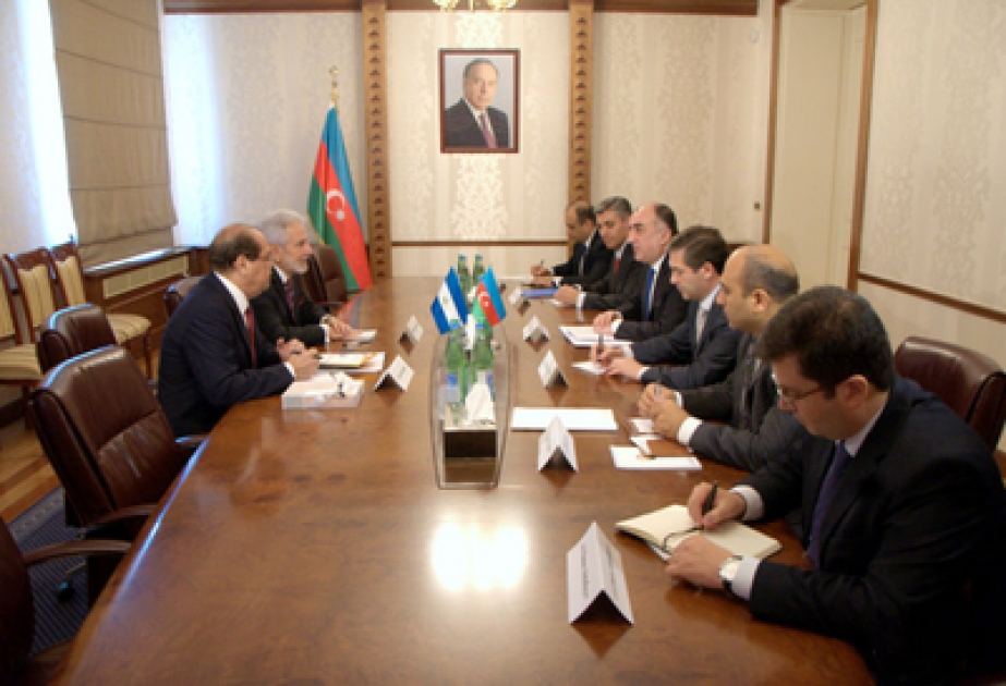 Azerbaijani FM meets Nicaraguan counterpart