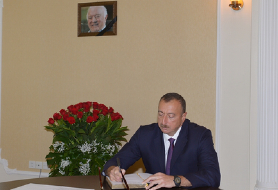 President Ilham Aliyev visited the embassy of Georgia, offered condolences over the death of former president Eduard Shevardnadze VIDEO