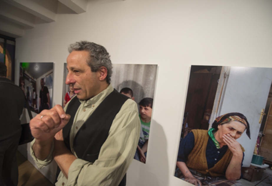 Leading US photojournalist supports the Many Happy Returns campaign