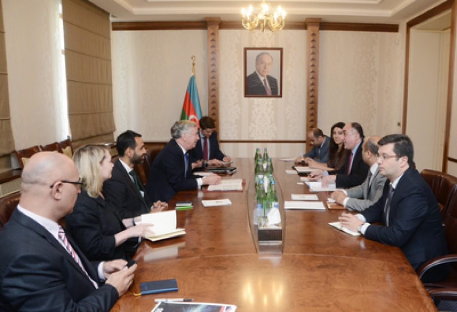 بحث سبل تطوير التعاون بين أذربيجان وبريطانيا العظمى