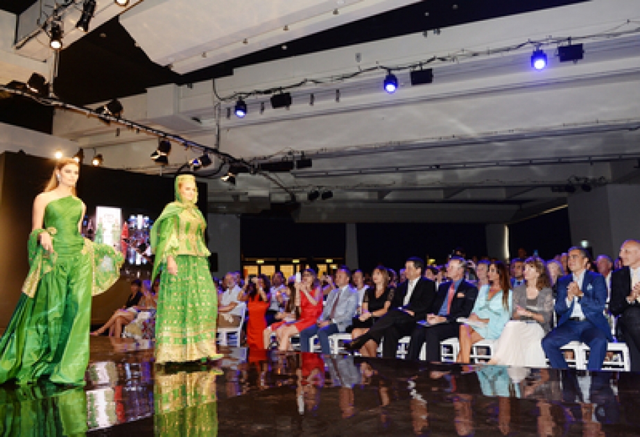 Azerbaijani culture days in Cannes feature fashion showFirst lady Mehriban Aliyeva attends the event