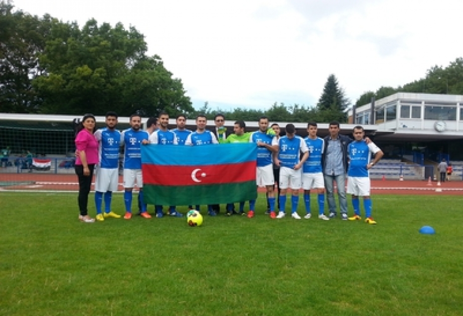 Azərbaycanlılardan təşkil olunmuş komanda Almaniyada futbol turnirində iştirak etmişdir