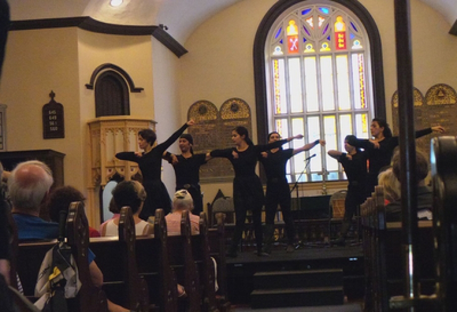 Aserbaidschanische Musik wurde in Kanada gespielt