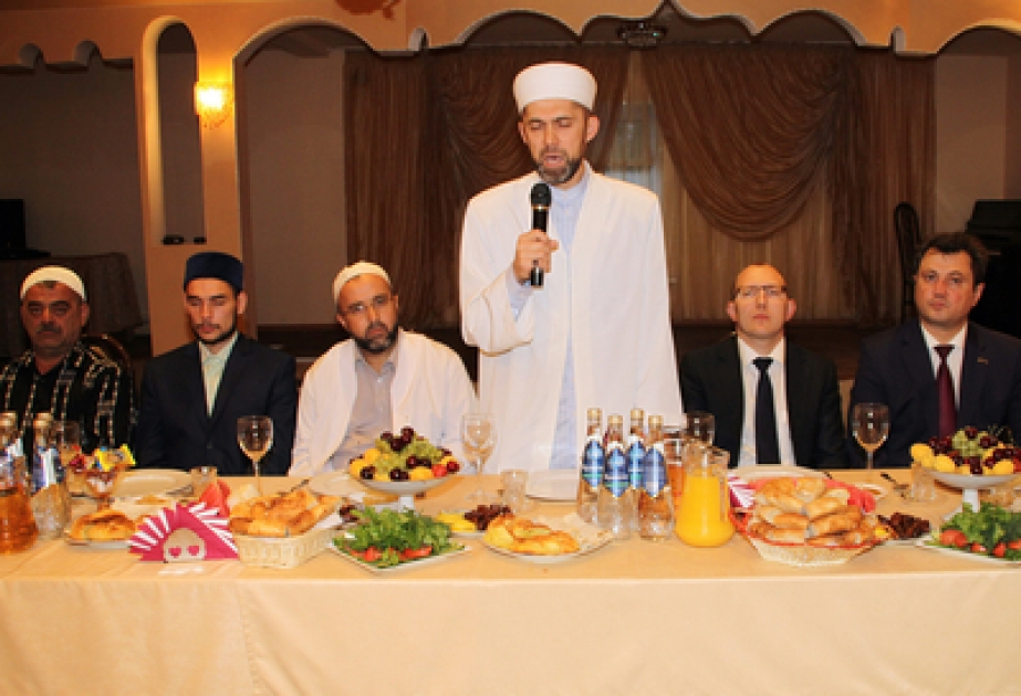 Ulyanovskdakı Azərbaycan diasporu iftar süfrəsi təşkil edib
