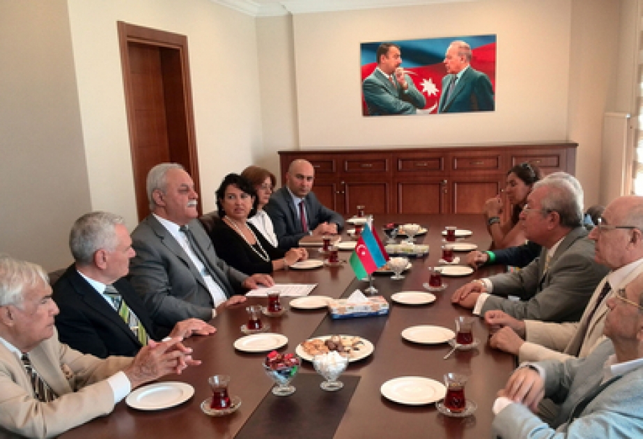 Türkiyə ictimaiyyətinin tanınmış nümayəndələri xalqımızla həmrəylik nümayiş etdirirlər