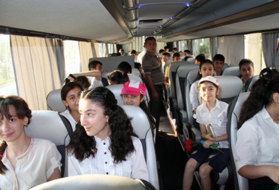 Учащиеся из Масаллы отправились по маршруту Гянджа-Шамкир-Гейгель
