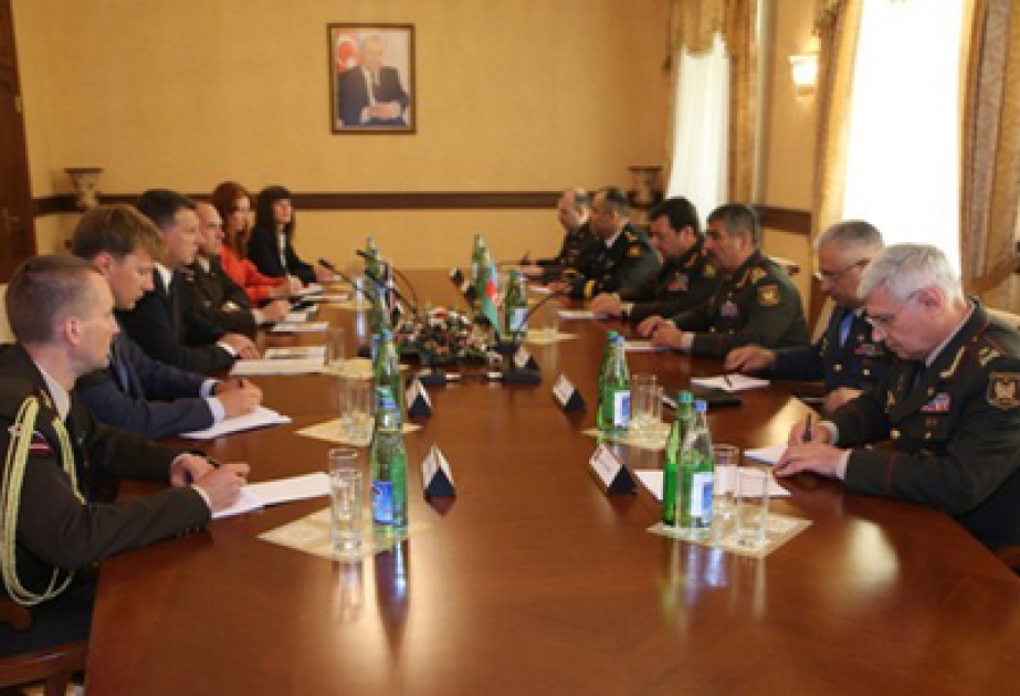 Azerbaijani, Latvian defense ministers discuss expansion of military cooperation
