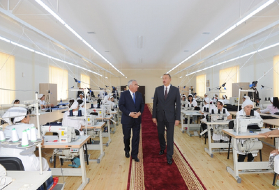 Le président Ilham Aliyev a participé à l’ouverture de l’usine textile de Horadiz VIDEO