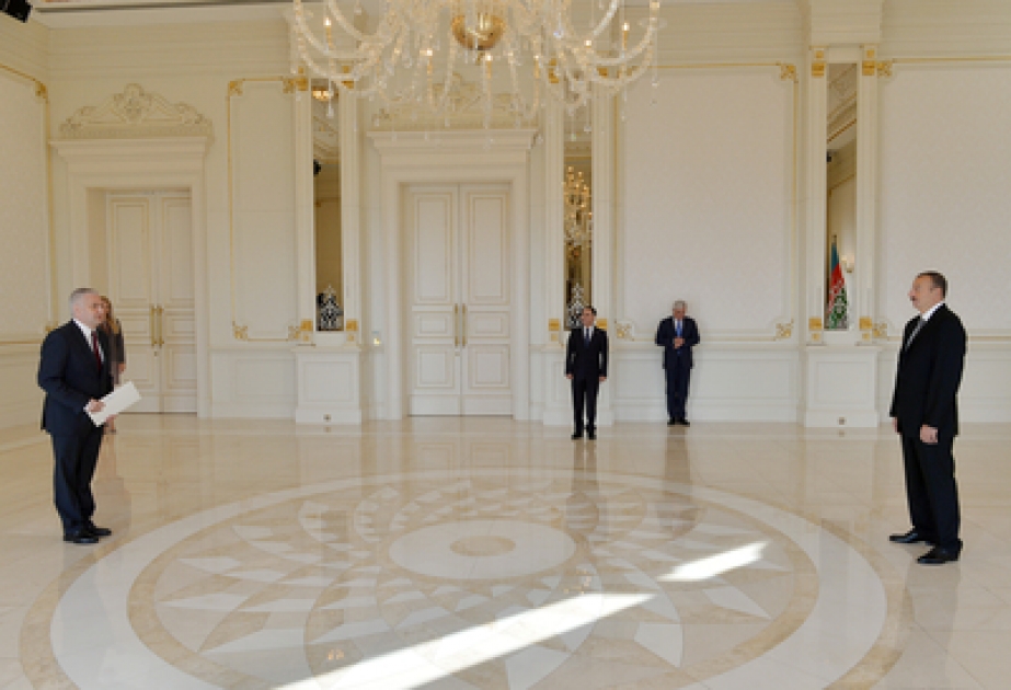 Le président Ilham Aliyev a reçu le nouvel ambassadeur de Lituanie en Azerbaïdjan VIDEO